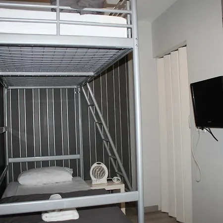 Bcn Condal Guest house 2*